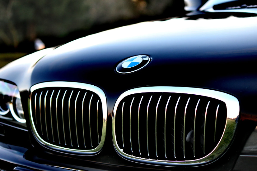 Six Signs You Need A New Grille For Your Car